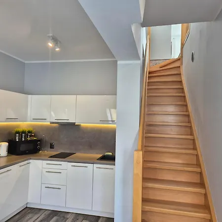 Kapitanska 14 Przy Porcie Z Widokiem Na Morze * Колобжег