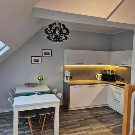 Kapitanska 14 Przy Porcie Z Widokiem Na Morze Апартаменти *