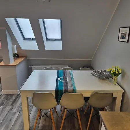 Апартаменти Kapitanska 14 Przy Porcie Z Widokiem Na Morze